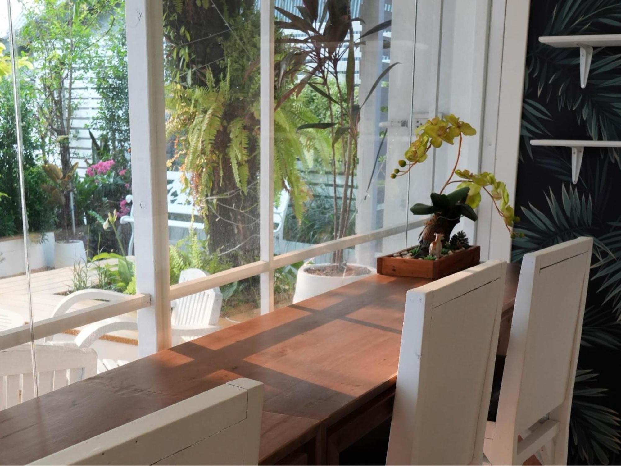 Inspire House Hotel Chiang Mai Exterior photo