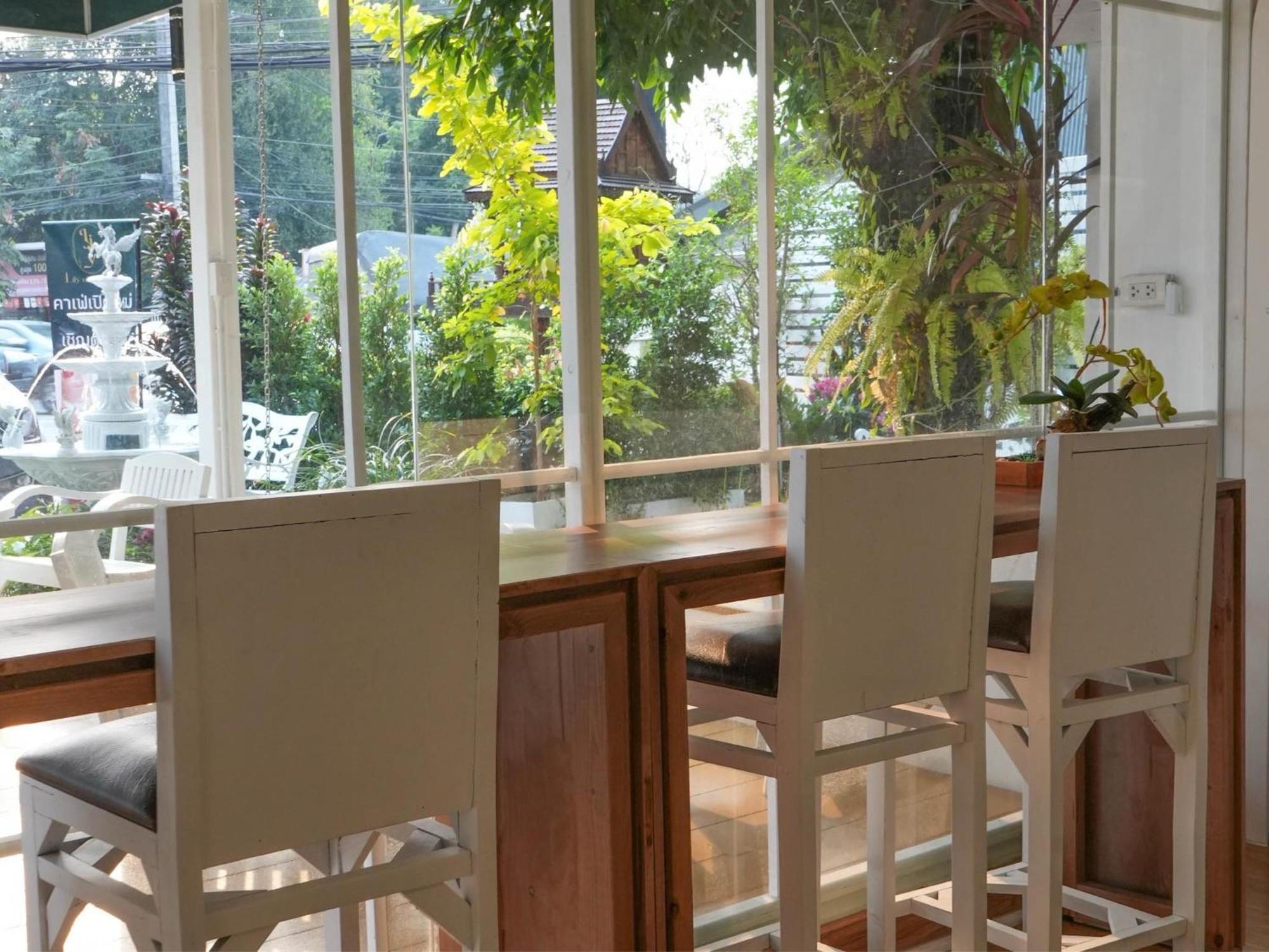 Inspire House Hotel Chiang Mai Exterior photo