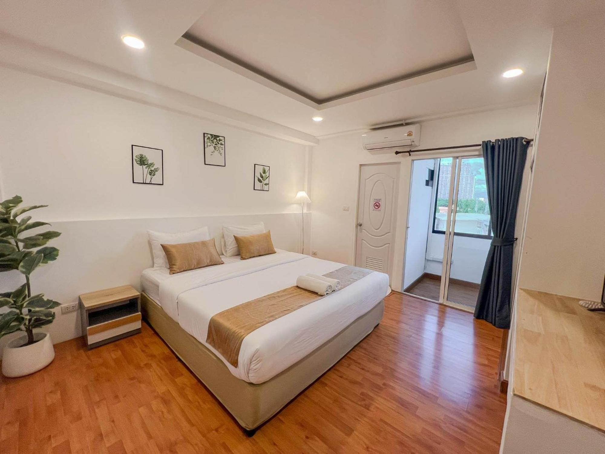 Inspire House Hotel Chiang Mai Exterior photo