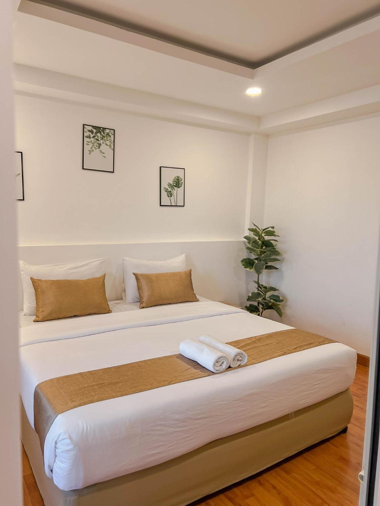 Inspire House Hotel Chiang Mai Exterior photo