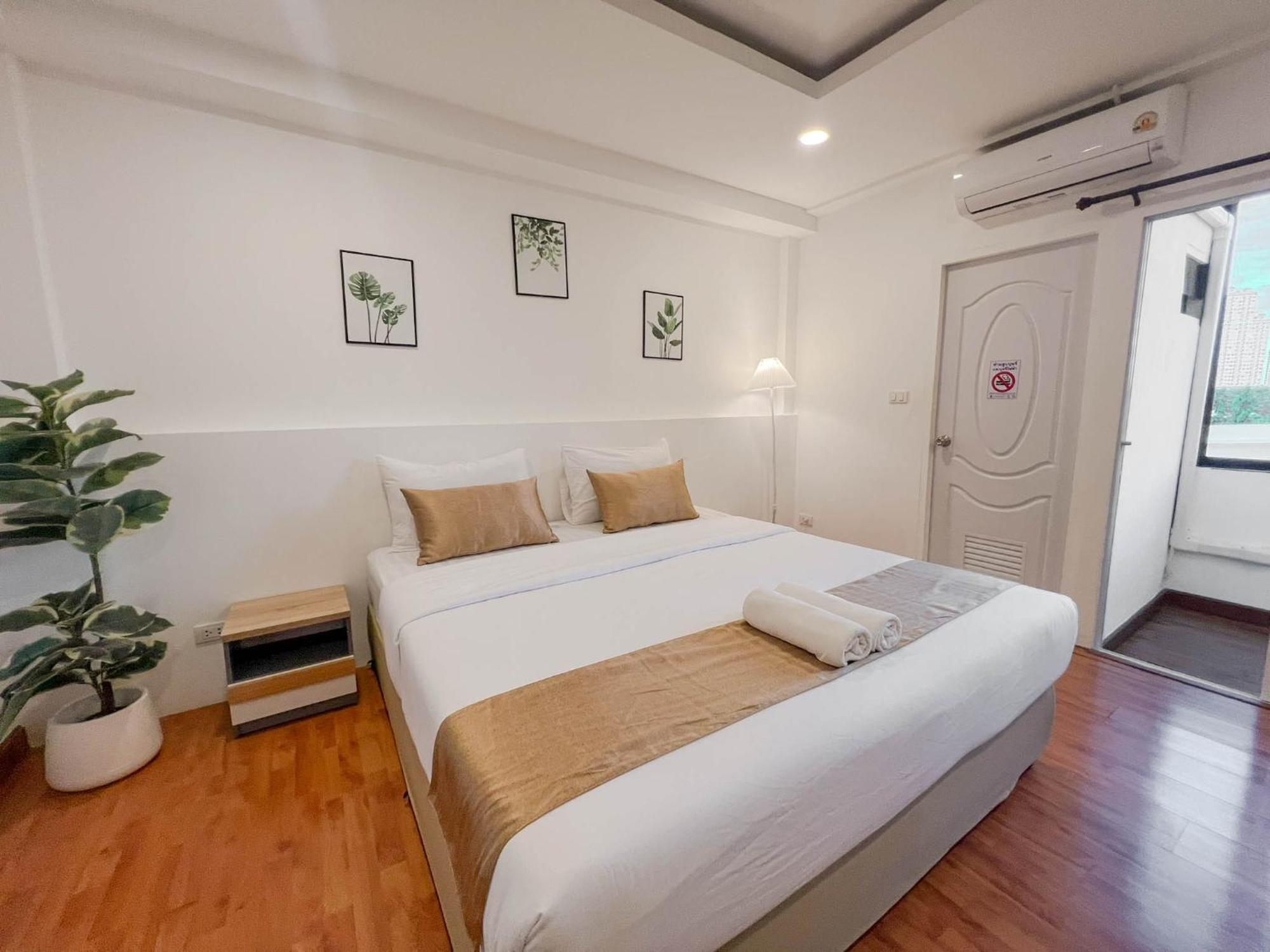 Inspire House Hotel Chiang Mai Exterior photo